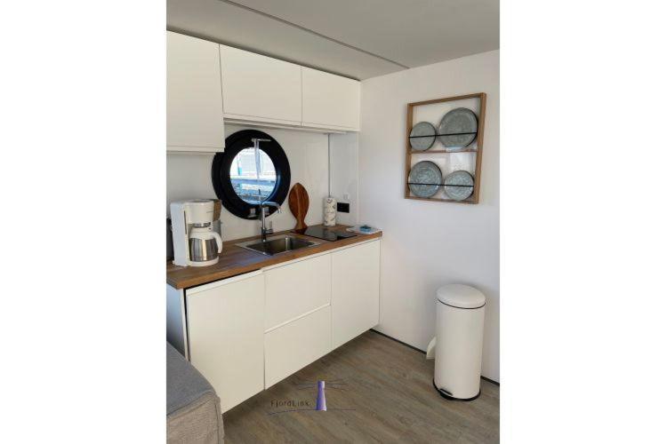 Hausboot Fjord Haven Mit Biosauna In בארת' מראה חיצוני תמונה